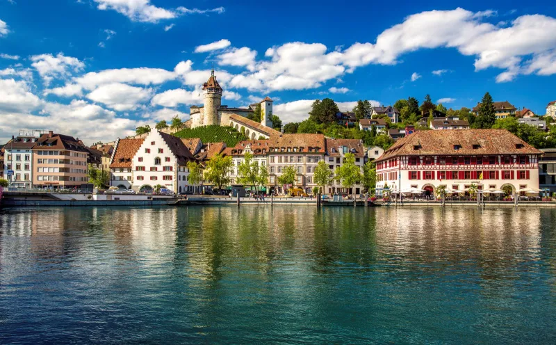   Schaffhausen met de vesting Munot