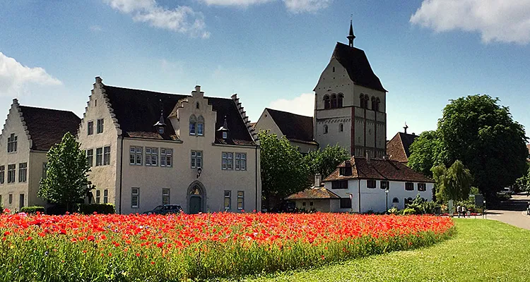 Minster van Reichenau